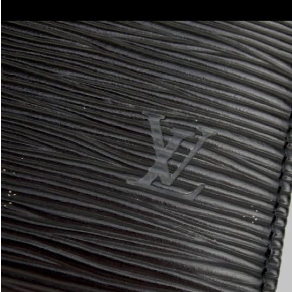 NWOT 1500$ LV EPI Black Clutch with Kiss lock - Picture 7 of 12